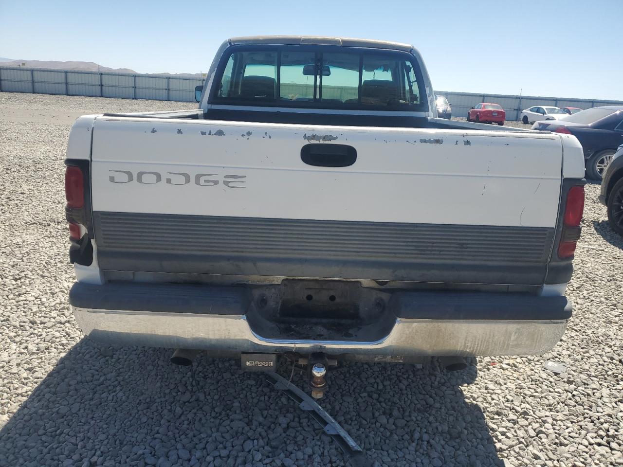 1995 Dodge Ram 1500 VIN: 1B7HC16Z5SS379977 Lot: 62273285