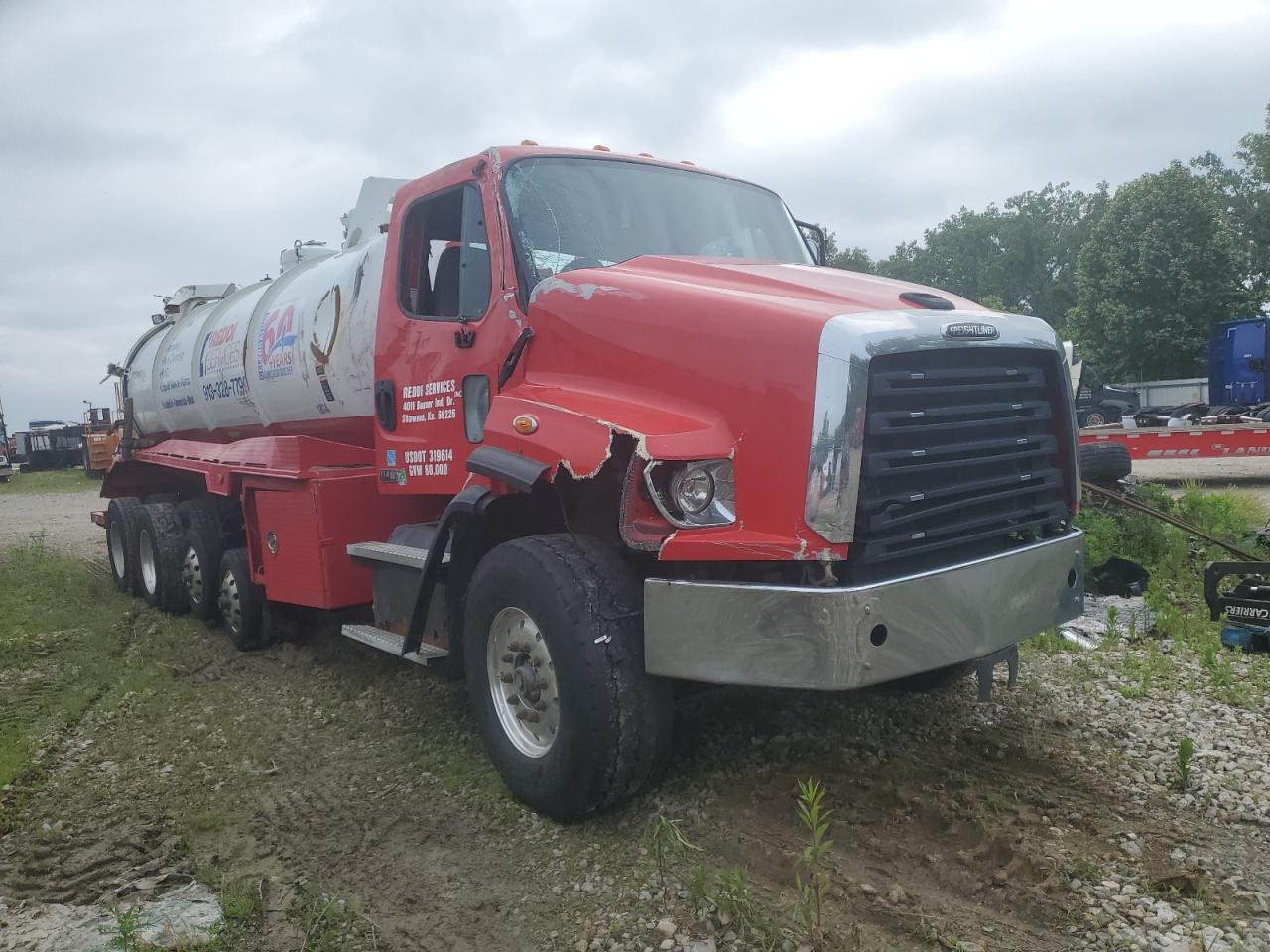 2020 Freightliner 114Sd Vacuum Truck de vânzare în Kansas City, KS - All Over