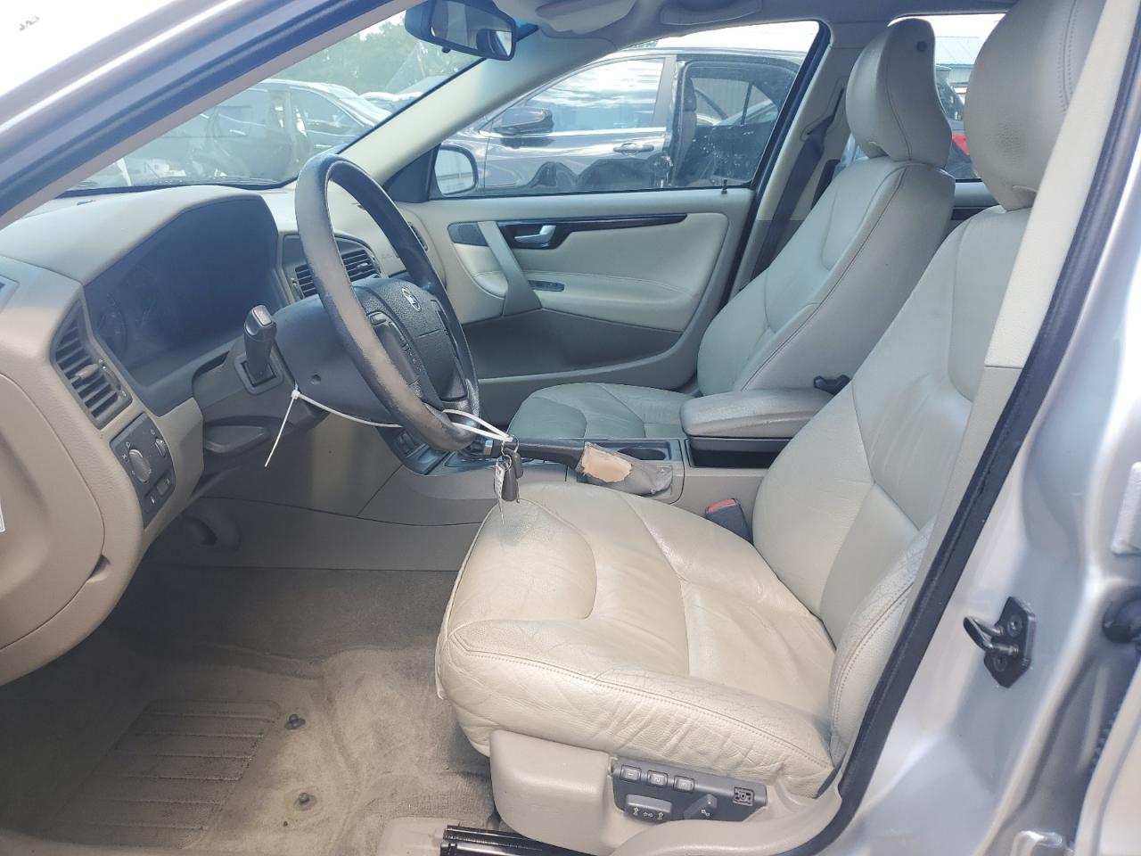 2002 Volvo V70 VIN: YV1SW61R722226447 Lot: 62111995