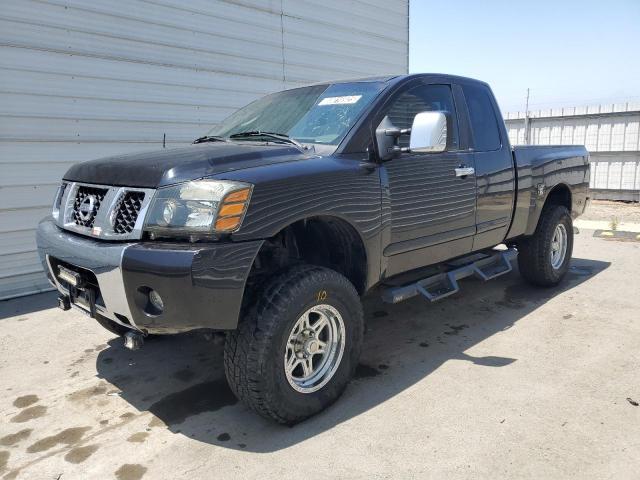 2004 Nissan Titan Xe  