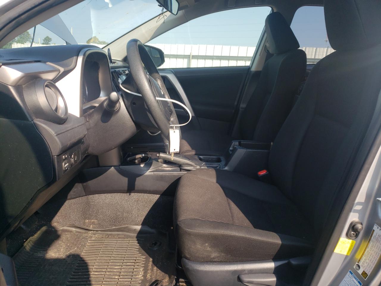 TOYOTA RAV4 2018 VIN JTMBFREV9JJ195107 фото 7