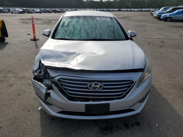 HYUNDAI SONATA 2015 Серебристый