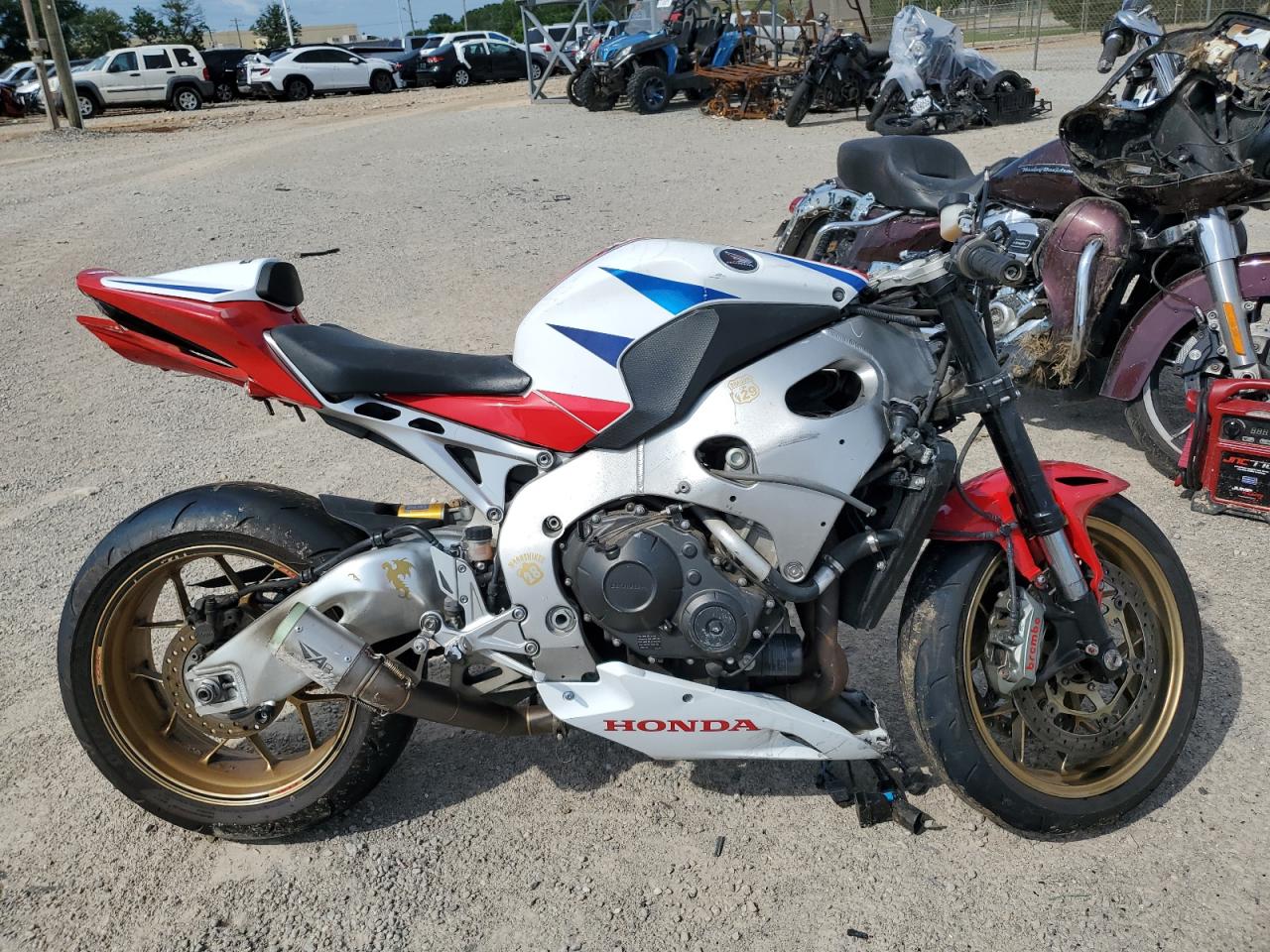 HONDA CBR CYCLE 2014 JH25C596XEK300152