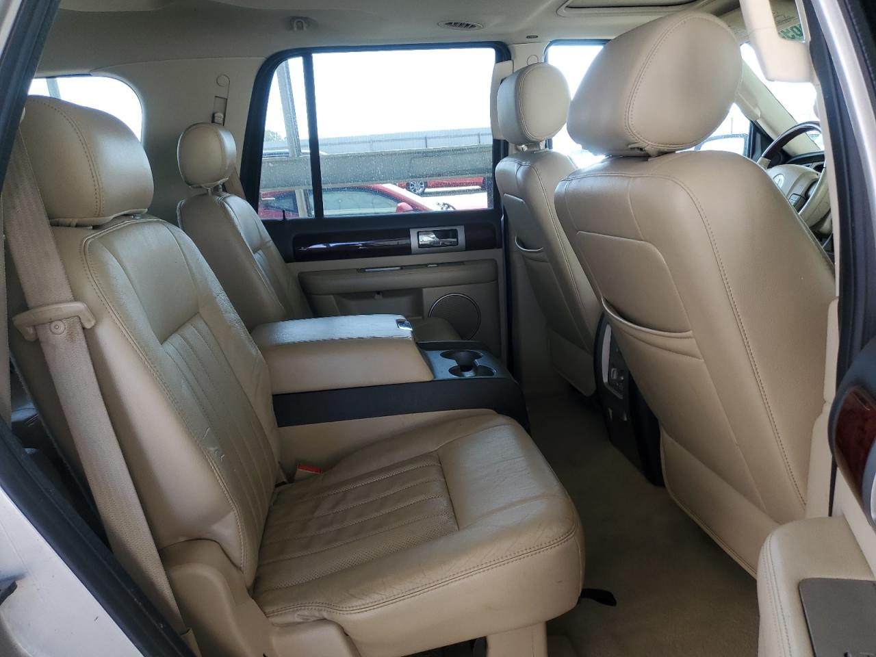 2005 Lincoln Navigator VIN: 5LMFU28545LJ20716 Lot: 62369565