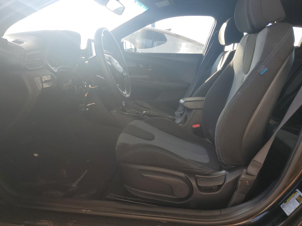 2020 Hyundai Veloster Base VIN: KMHTG6AF9LU028659 Lot: 61259715