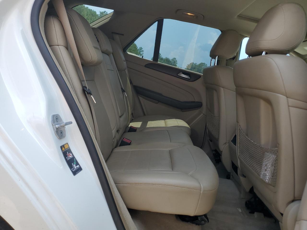 2015 Mercedes-Benz Ml 350 VIN: 4JGDA5JB2FA588896 Lot: 62105315