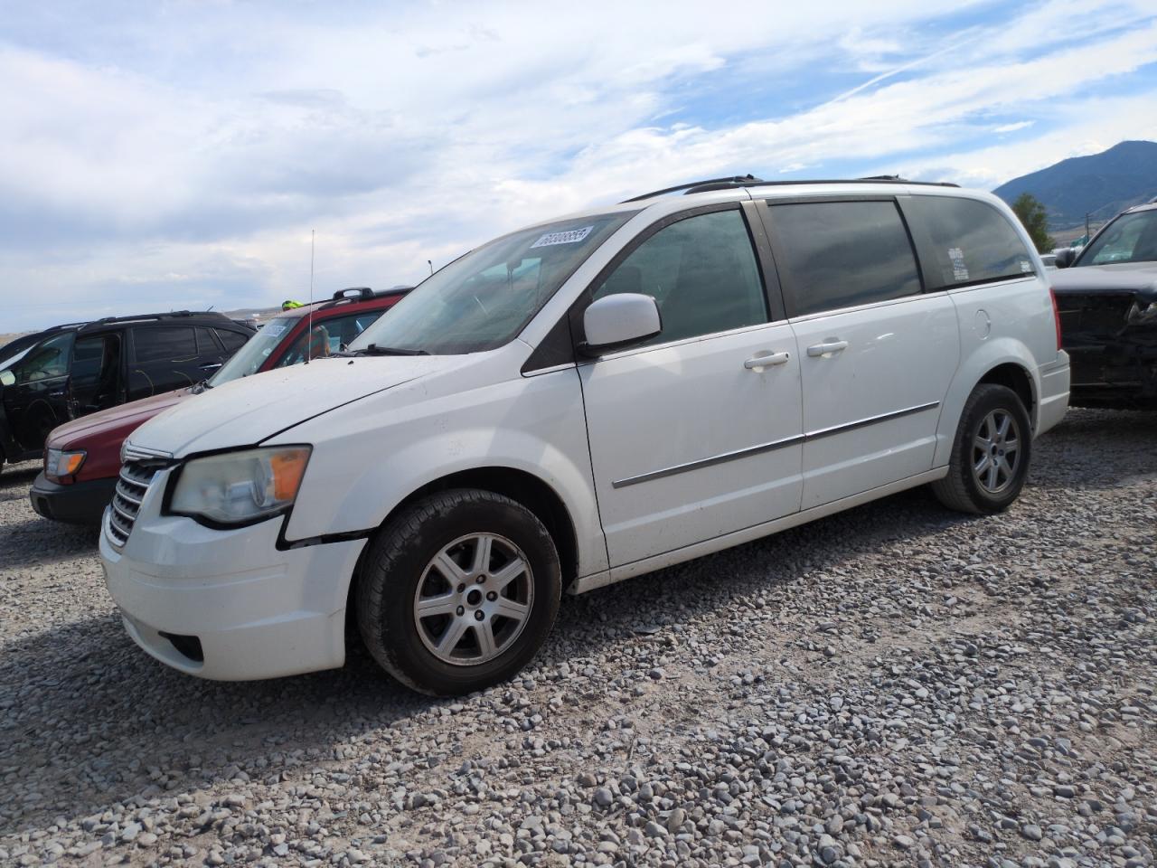 2010 Chrysler Town & Country Touring