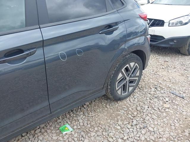 2022 HYUNDAI KONA PREMIUM EV 