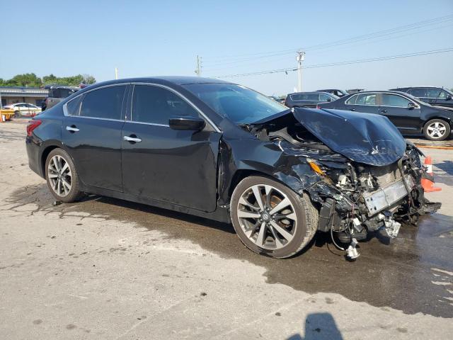  NISSAN ALTIMA 2017 Czarny
