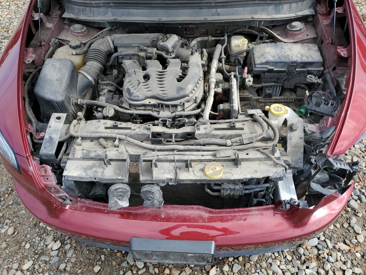 2014 Jeep Cherokee Latitude VIN: 1C4PJMCS0EW127724 Lot: 62024285