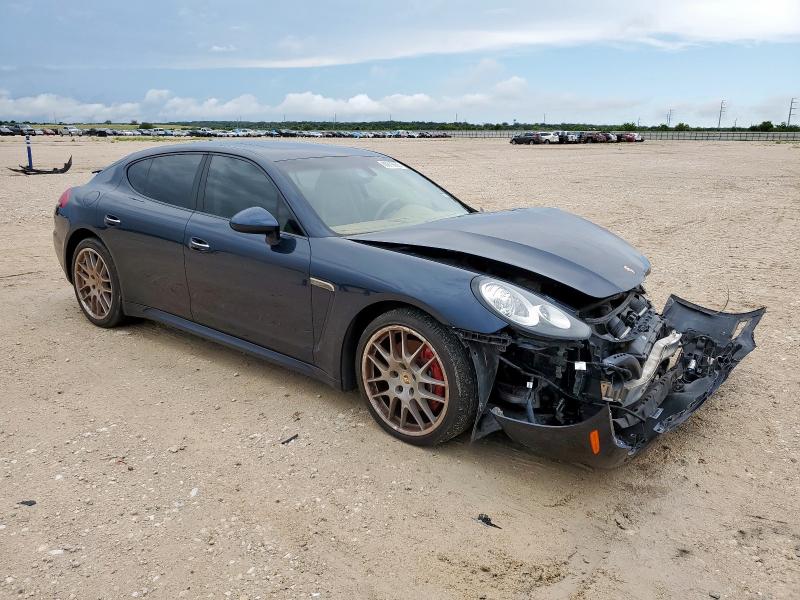 Sedans PORSCHE PANAMERA 2014 Blue