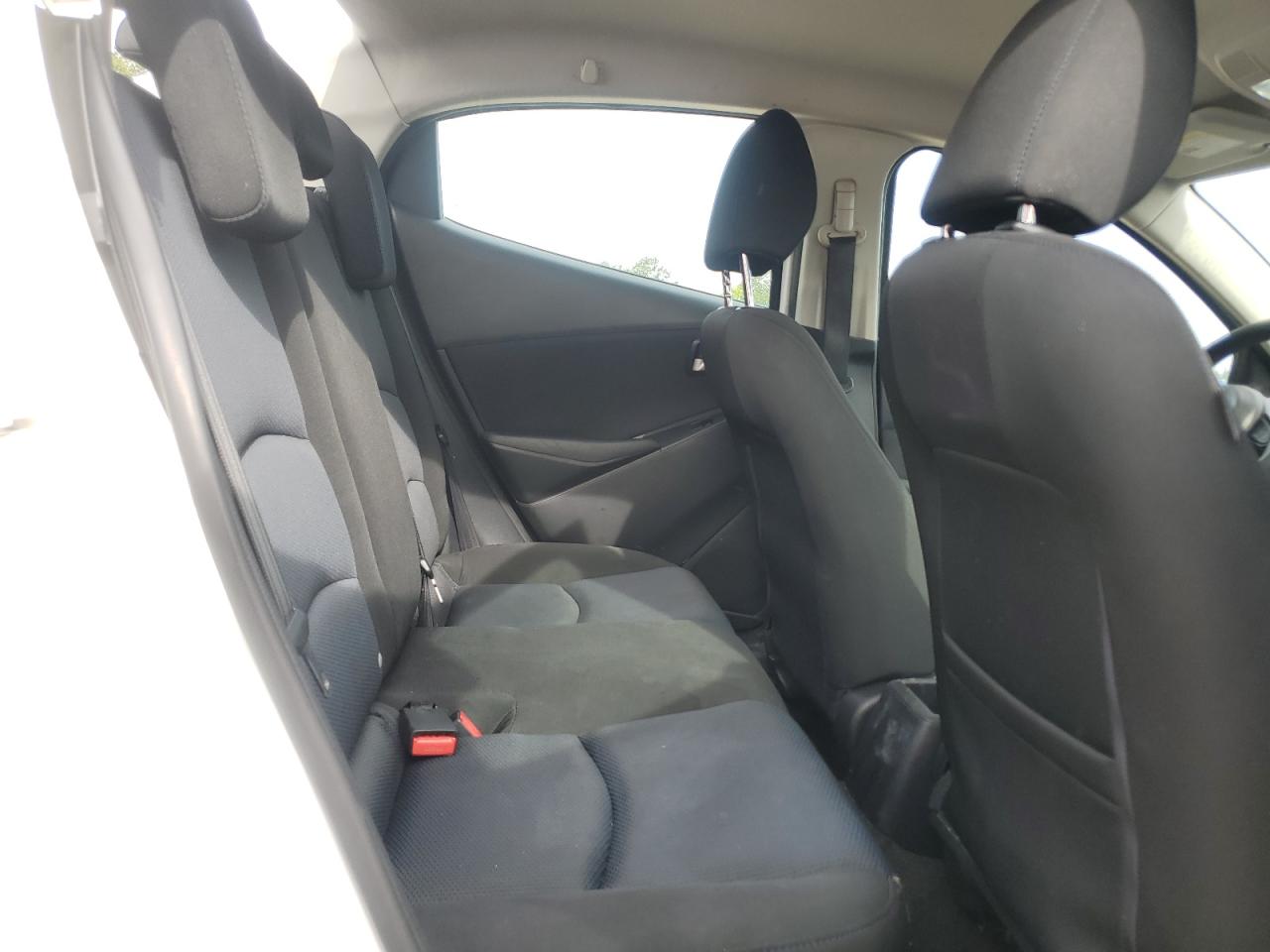 2019 Toyota Yaris L VIN: 3MYDLBYV0KY527759 Lot: 63672345