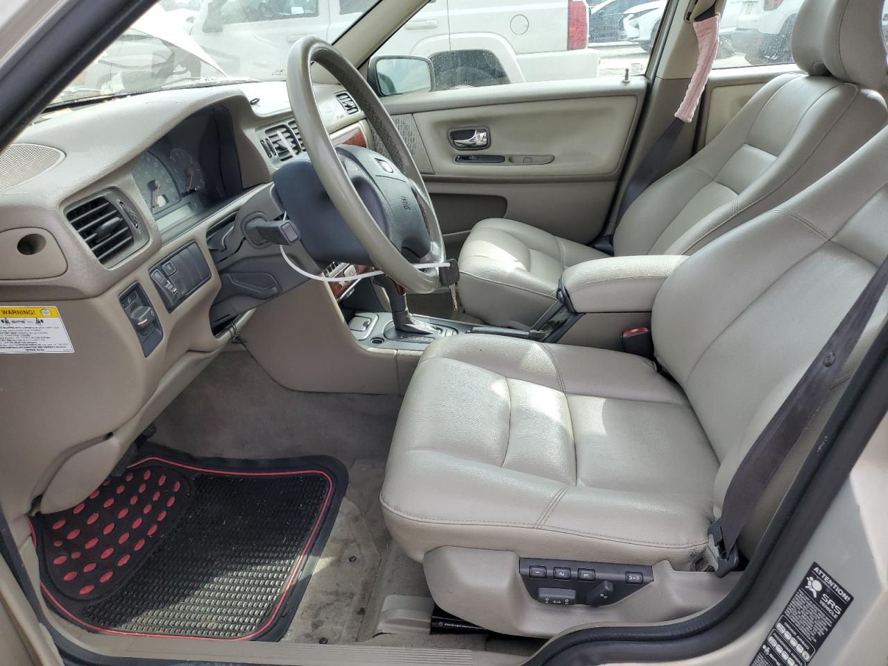 2000 Volvo V70 Glt VIN: YV1LW56D1Y2671822 Lot: 60881205