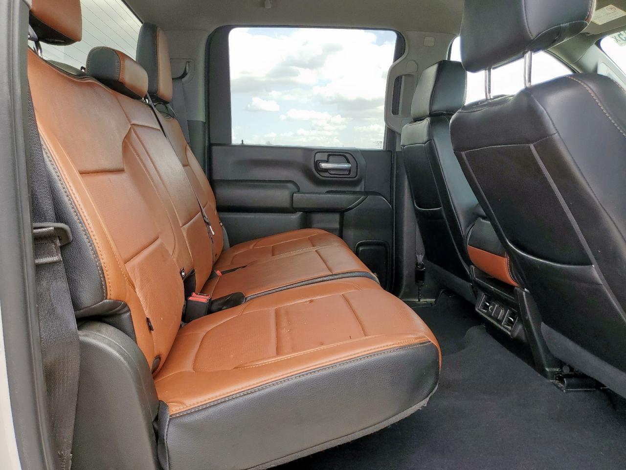 1GC4YNEYXMF311220 2021 Chevrolet Silverado K2500 Heavy Duty Lt