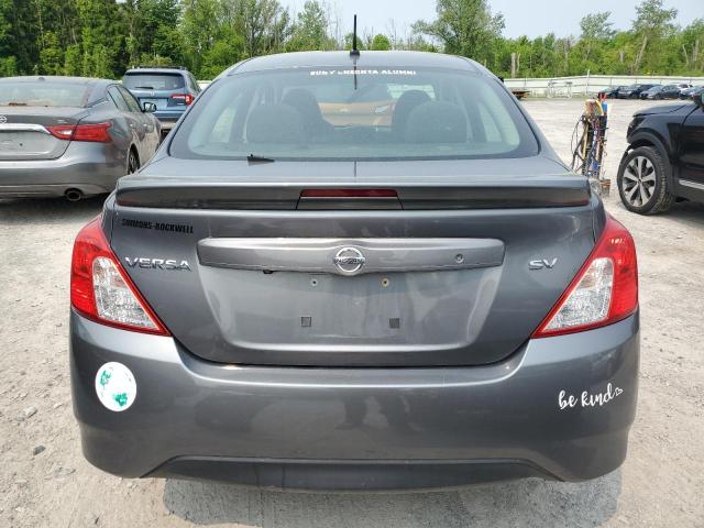  NISSAN VERSA 2019 Серый