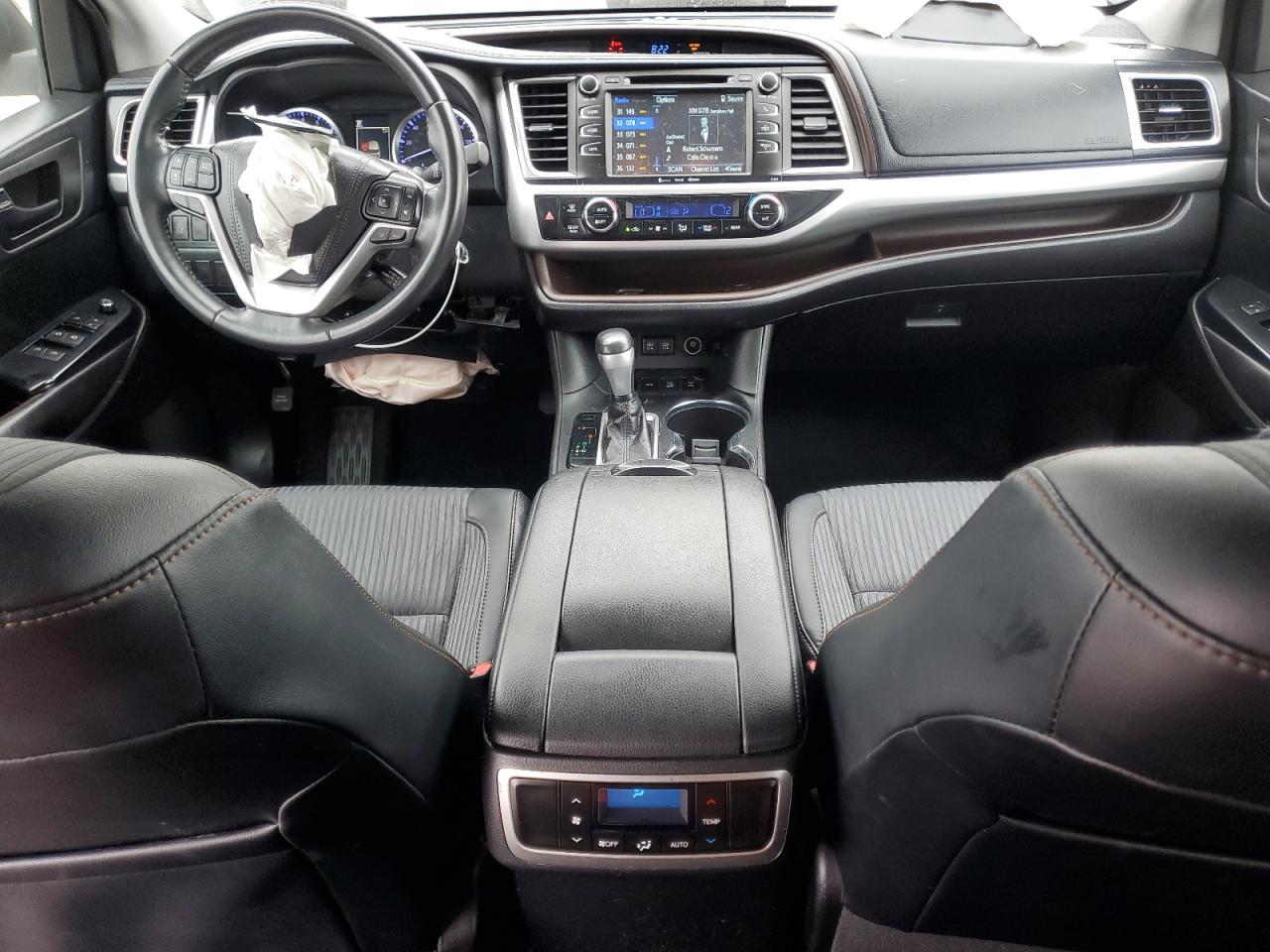 2019 Toyota Highlander Le VIN: 5TDBZRFH4KS973172 Lot: 61799085