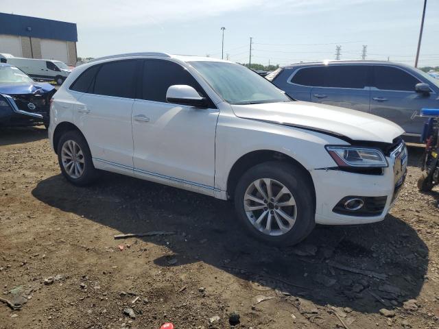 Паркетники AUDI Q5 2015 Белы