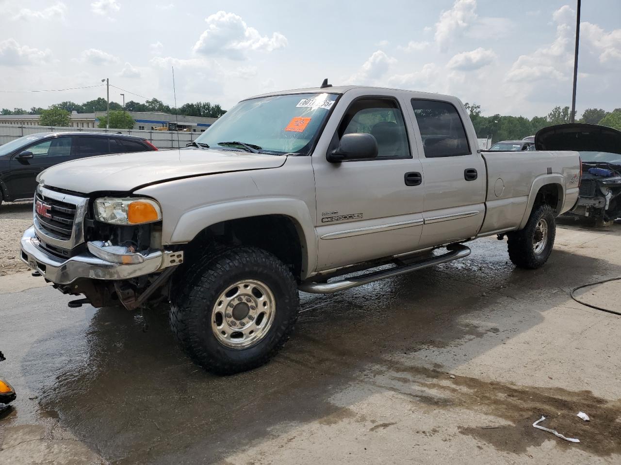 2006 Gmc Sierra K2500 Heavy Duty for Sale in Louisville, KY - Side