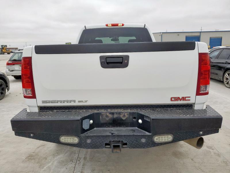  GMC SIERRA 2013 White