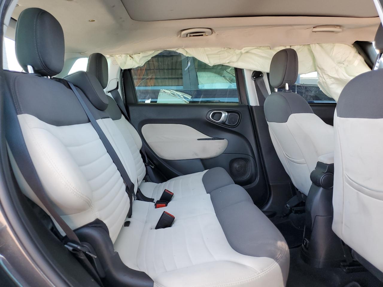 2014 Fiat 500L Easy VIN: ZFBCFABH0EZ010621 Lot: 63164975