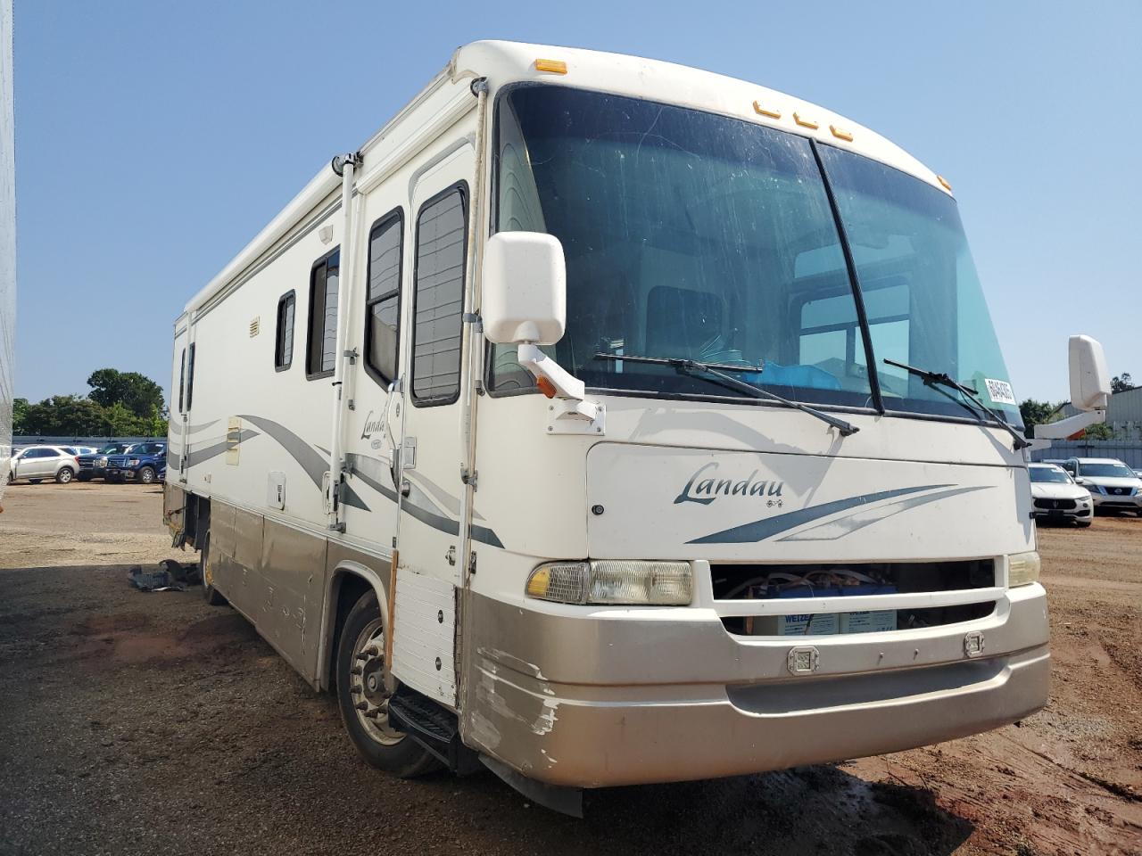 2000 Freightliner Chassis X Line Motor Home for Sale in Mocksville, NC - All Over