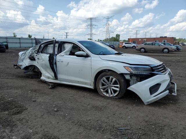 VOLKSWAGEN PASSAT 2020 White
