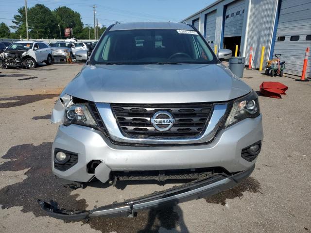  NISSAN PATHFINDER 2018 Srebrny