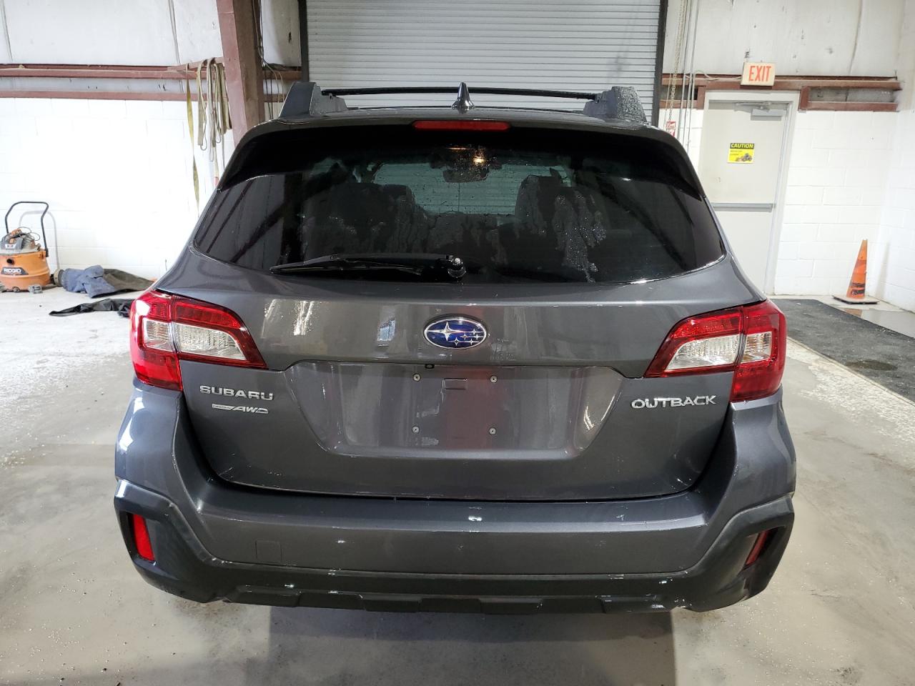 2018 Subaru Outback 2.5I Premium VIN: 4S4BSAFC2J3317588 Lot: 58652585