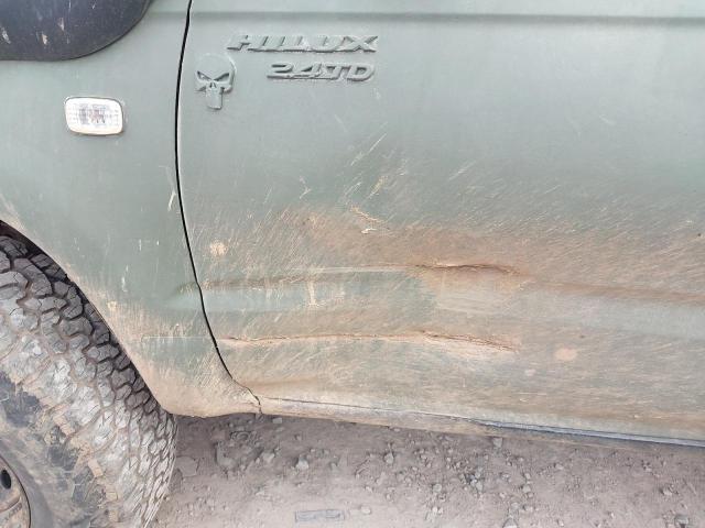 1998 TOYOTA HILUX 2.4
