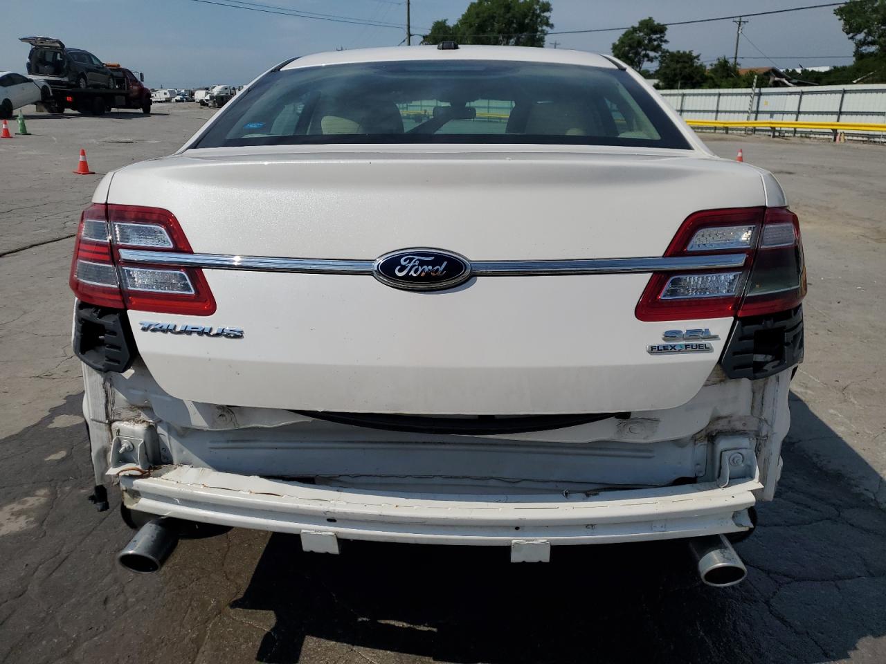 FORD TAURUS 2013 VIN 1FAHP2E82DG111287 photo 6