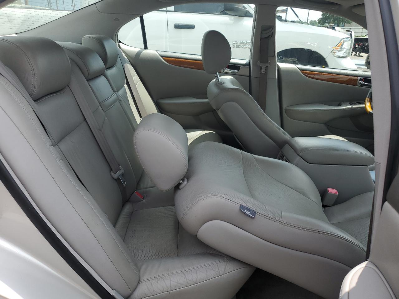 2006 Lexus Es 330 VIN: JTHBA30G565162043 Lot: 62913165