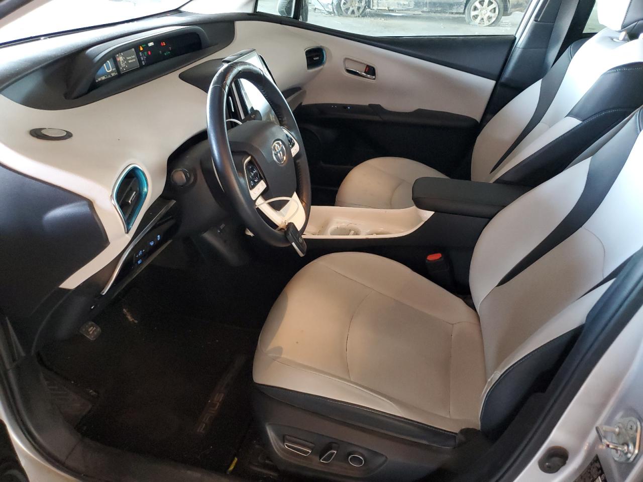 2018 Toyota Prius Prime VIN: JTDKARFP8J3068271 Lot: 62234195