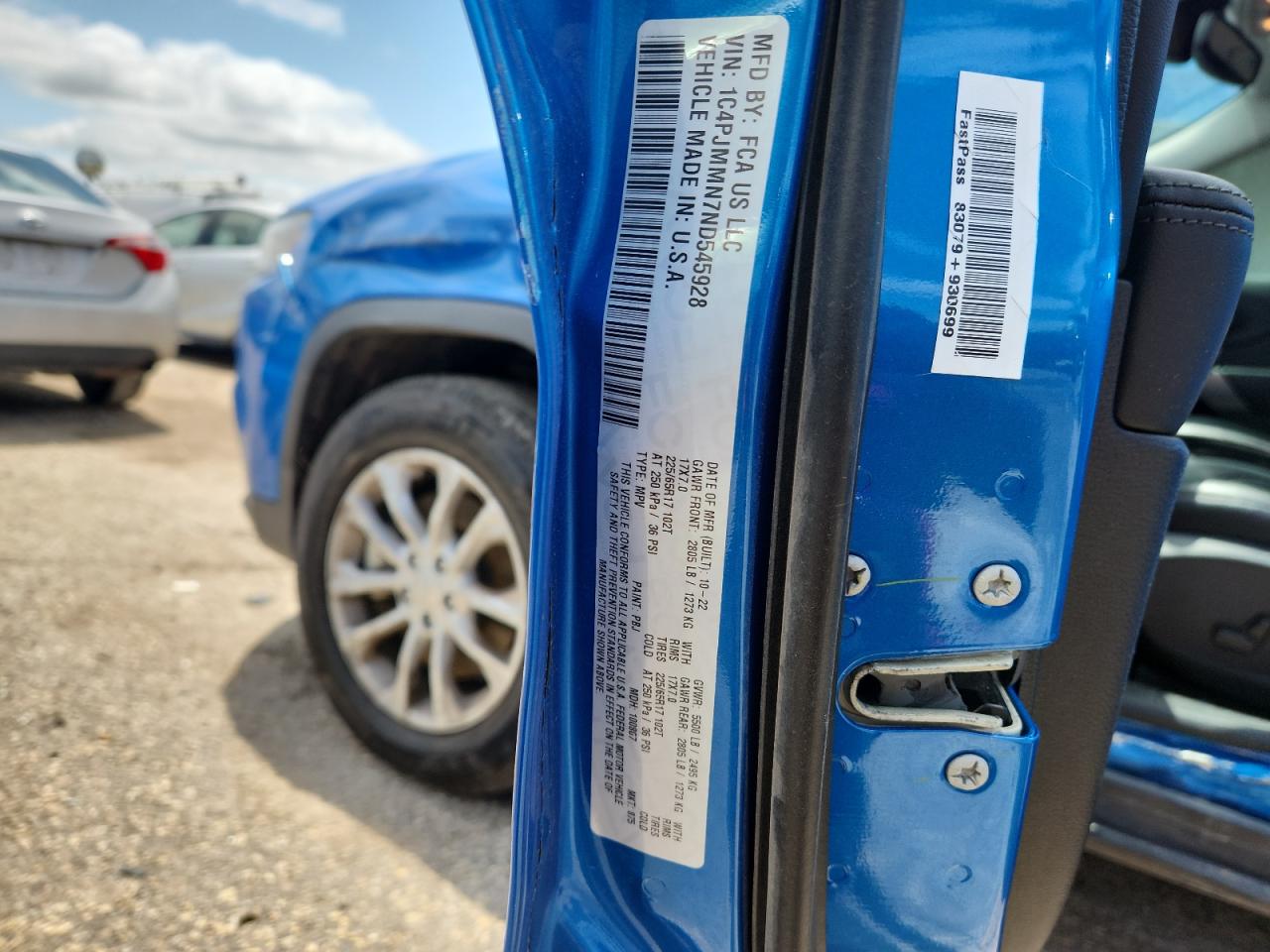 2022 Jeep Cherokee Latitude Lux VIN: 1C4PJMMN7ND545928 Lot: 61455175