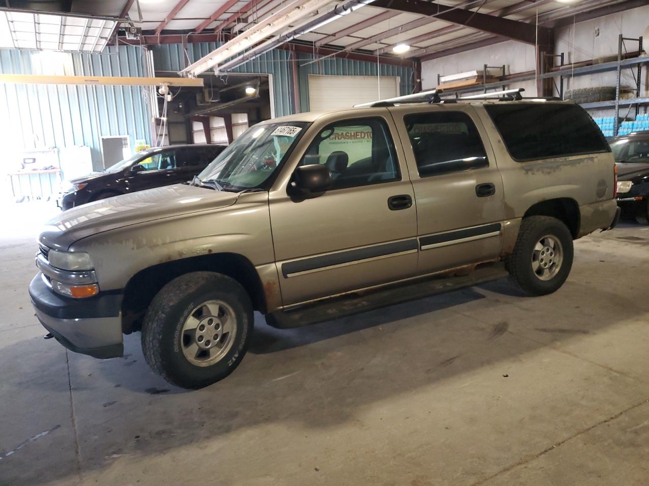 2003 Chevrolet Suburban K1500 zu verkaufen in Eldridge, IA - Minor Dent/Scratches