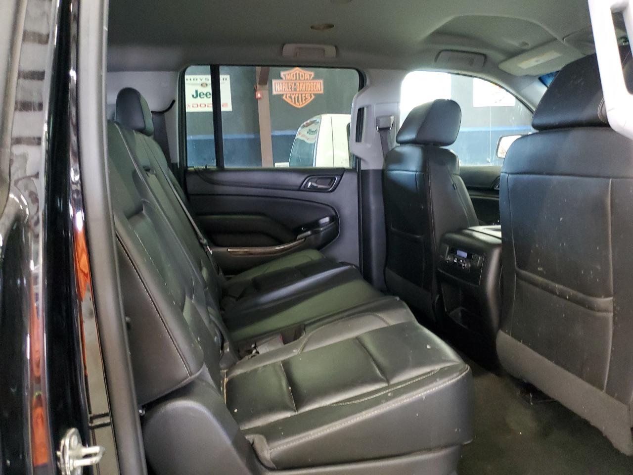 2018 Chevrolet Suburban K1500 Lt VIN: 1GNSKHKC9JR331642 Lot: 62679395