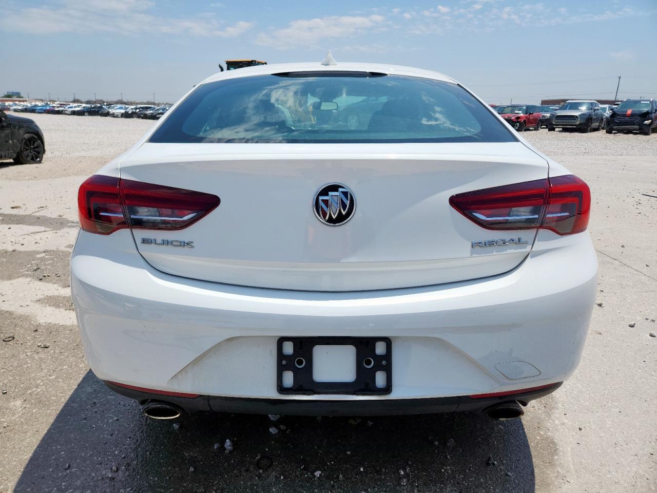 2018 Buick Regal Preferred VIN: W04GL6SX6J1130082 Lot: 59882555
