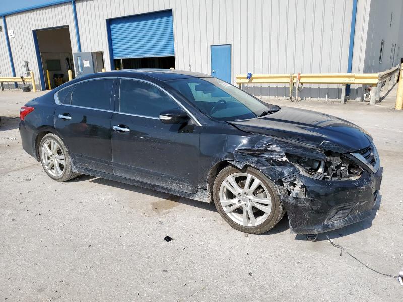  NISSAN ALTIMA 2017 Black