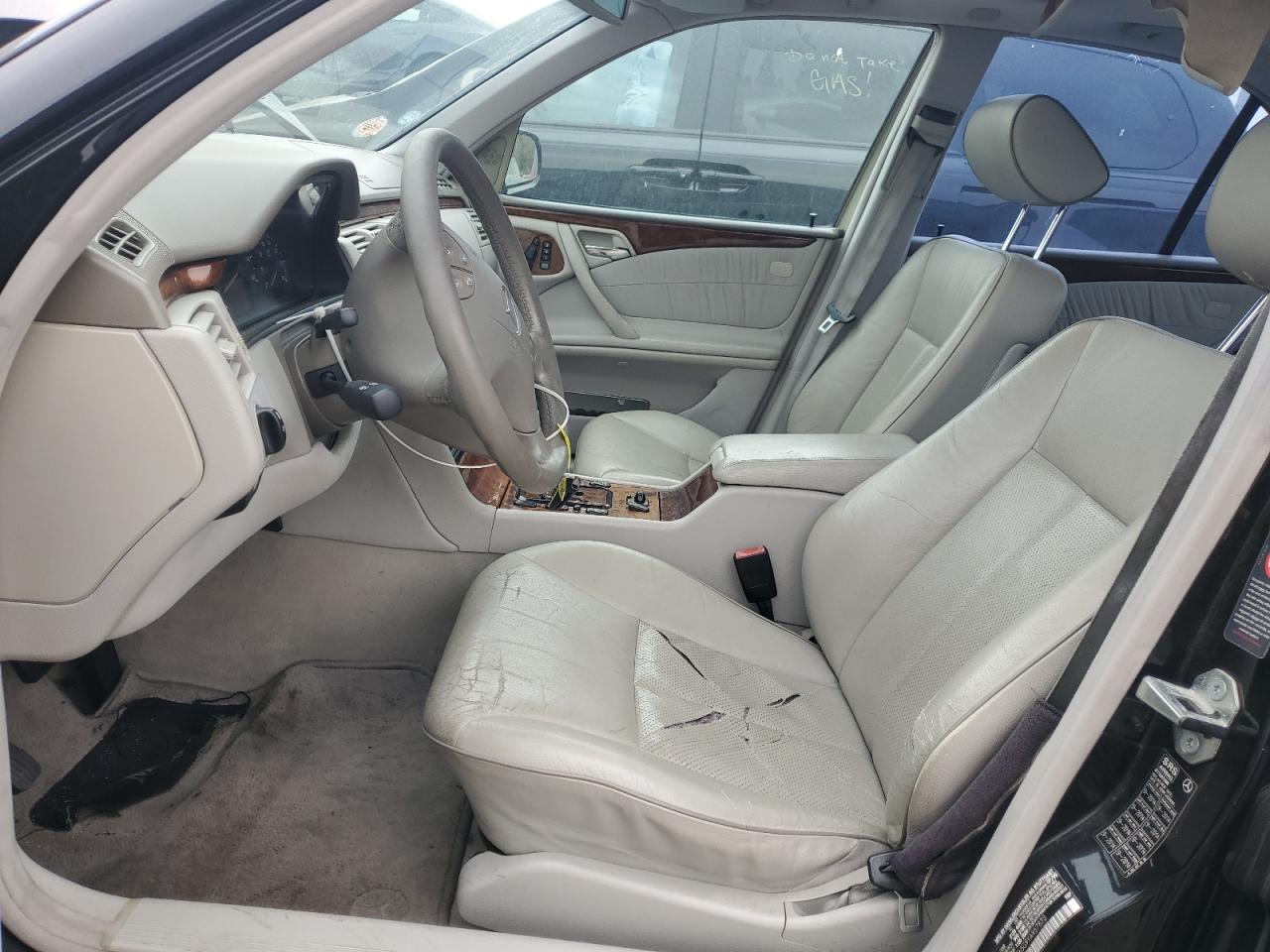 2000 Mercedes-Benz E 320 VIN: WDBJF65G9YA957873 Lot: 61720345