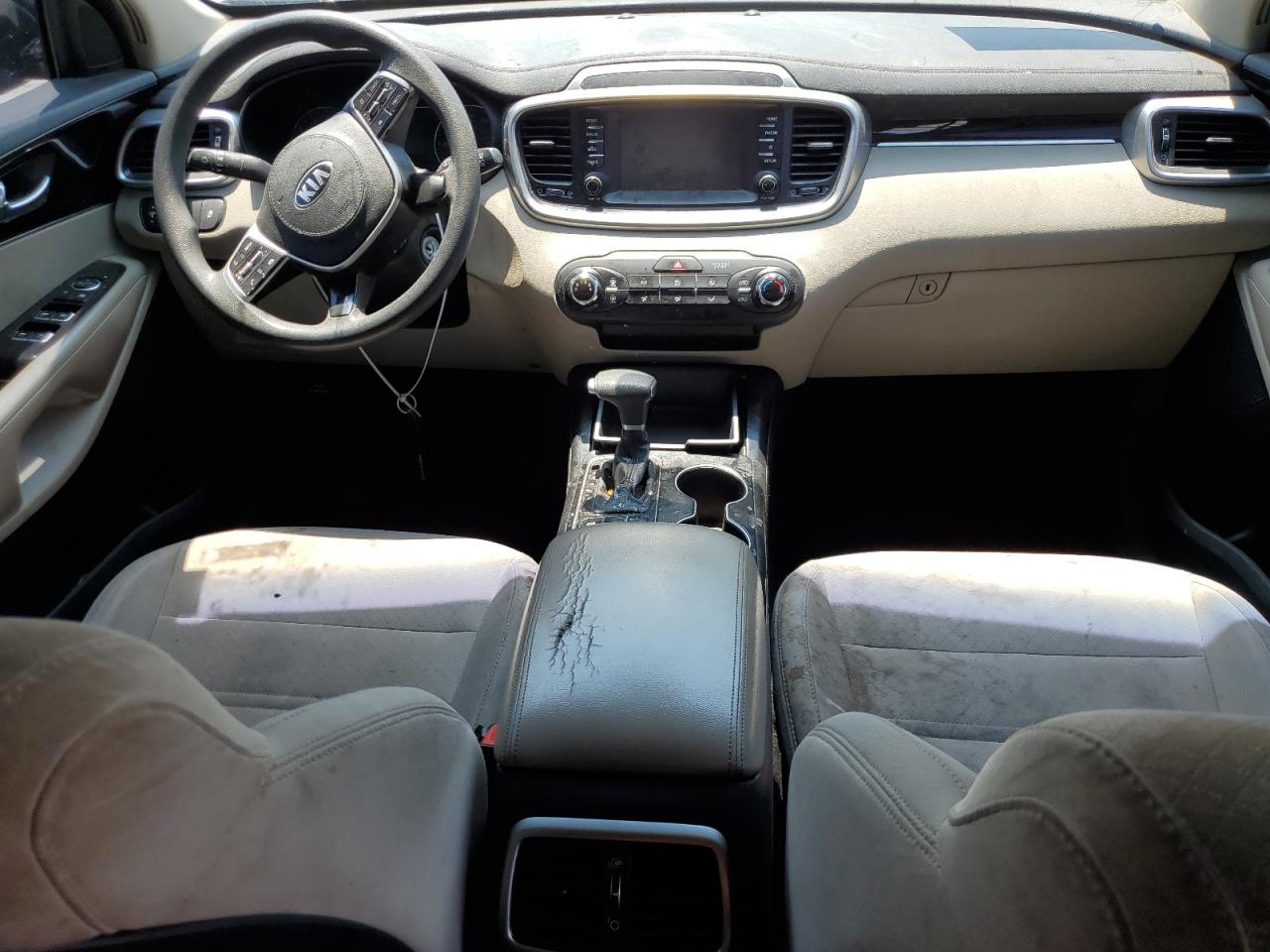2020 Kia Sorento L VIN: 5XYPG4A37LG700476 Lot: 58919635