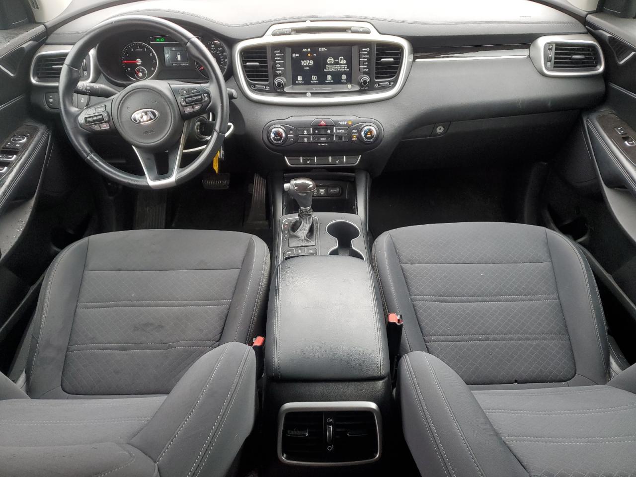 KIA SORENTO 2018 VIN 5XYPGDA34JG346431 фото 8