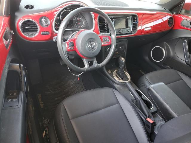  VOLKSWAGEN BEETLE 2015 Czerwony
