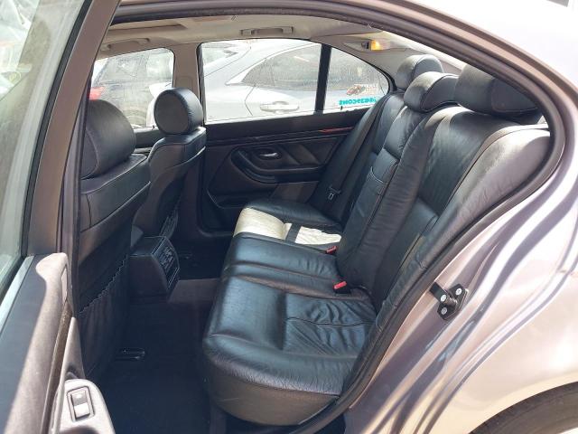 2000 BMW 520I SE