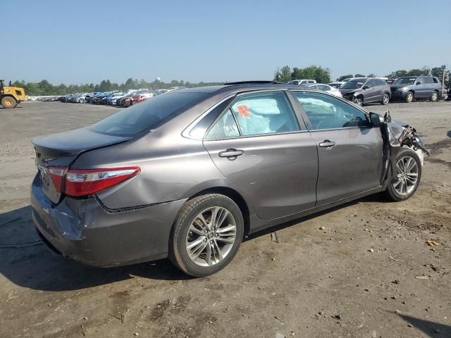  TOYOTA CAMRY 2017 Szary