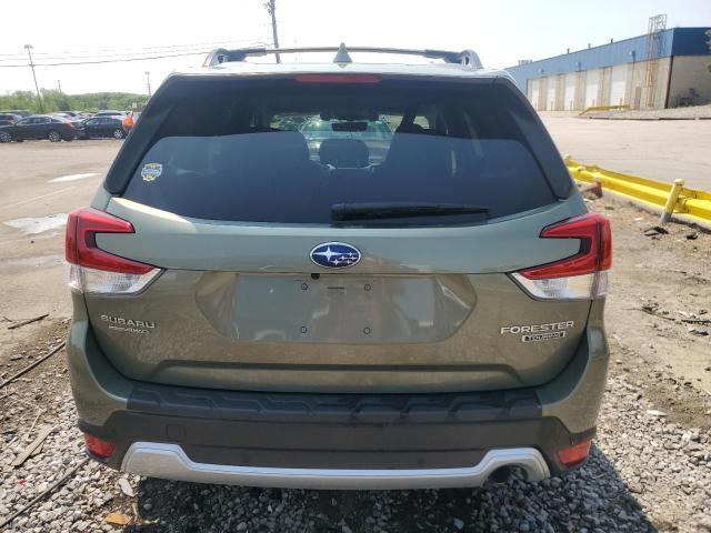  SUBARU FORESTER 2020 Зеленый