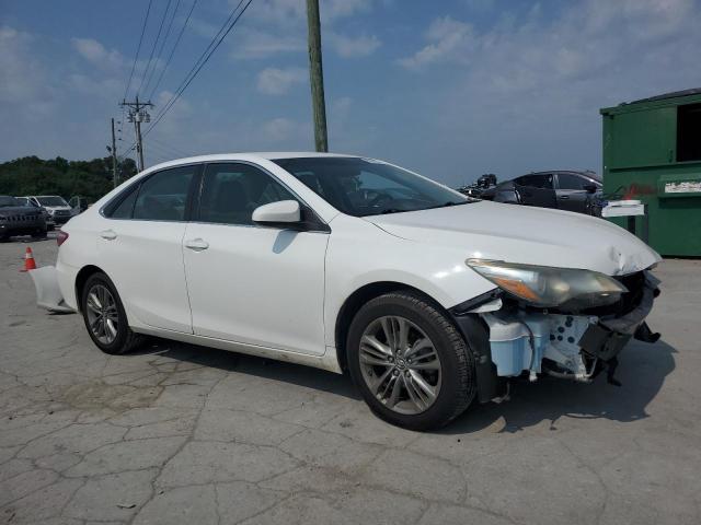  TOYOTA CAMRY 2015 Biały