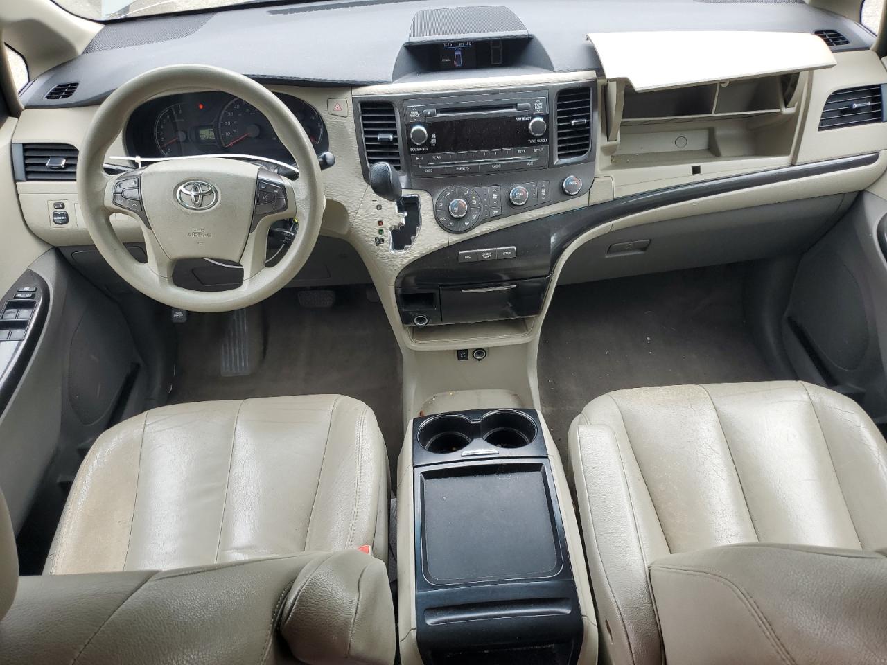 TOYOTA All Models 2011 VIN 5TDKK3DCXBS126391 фото 8