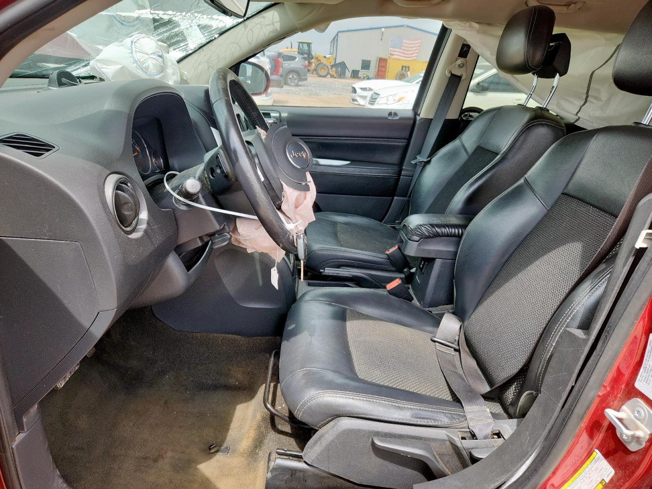 2016 Jeep Compass Latitude VIN: 1C4NJCEA4GD636445 Lot: 61861165