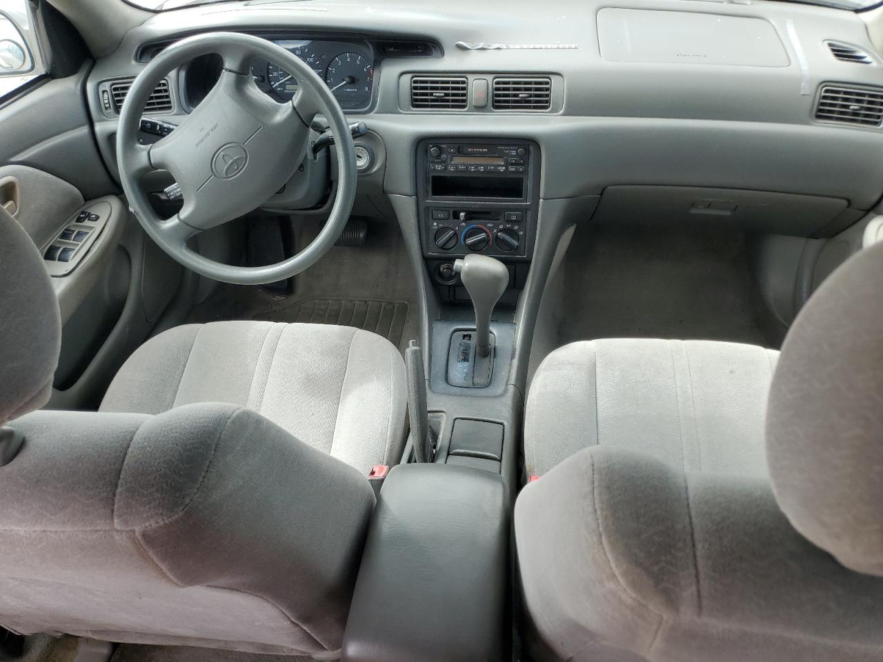 1999 Toyota Camry Ce VIN: 4T1BG22K8XU391573 Lot: 60643835