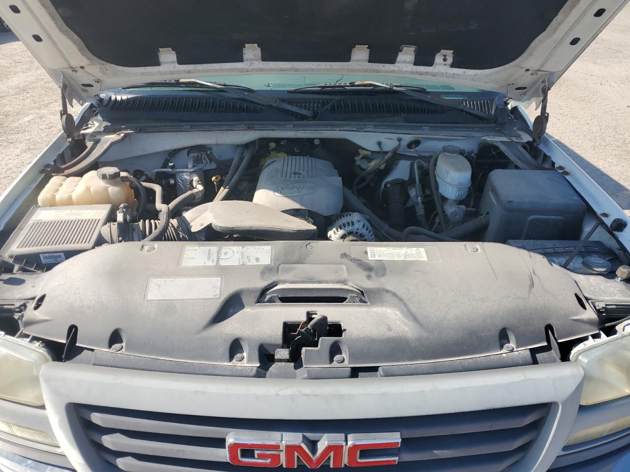 2003 GMC New Sierra C3500 VIN: 1GDJC34U03E368515 Lot: 61567865
