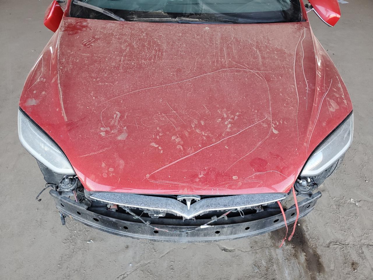 2017 Tesla Model X VIN: 5YJXCDE21HF055612 Lot: 60909825